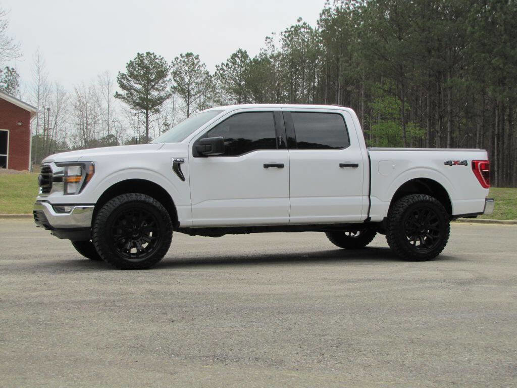 Used 2023 Ford F150 XLT w/ Equipment Group 301A Mid image 4