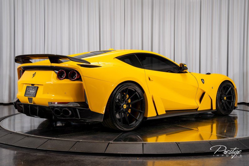 Used 2018 Ferrari 812 Superfast image 28