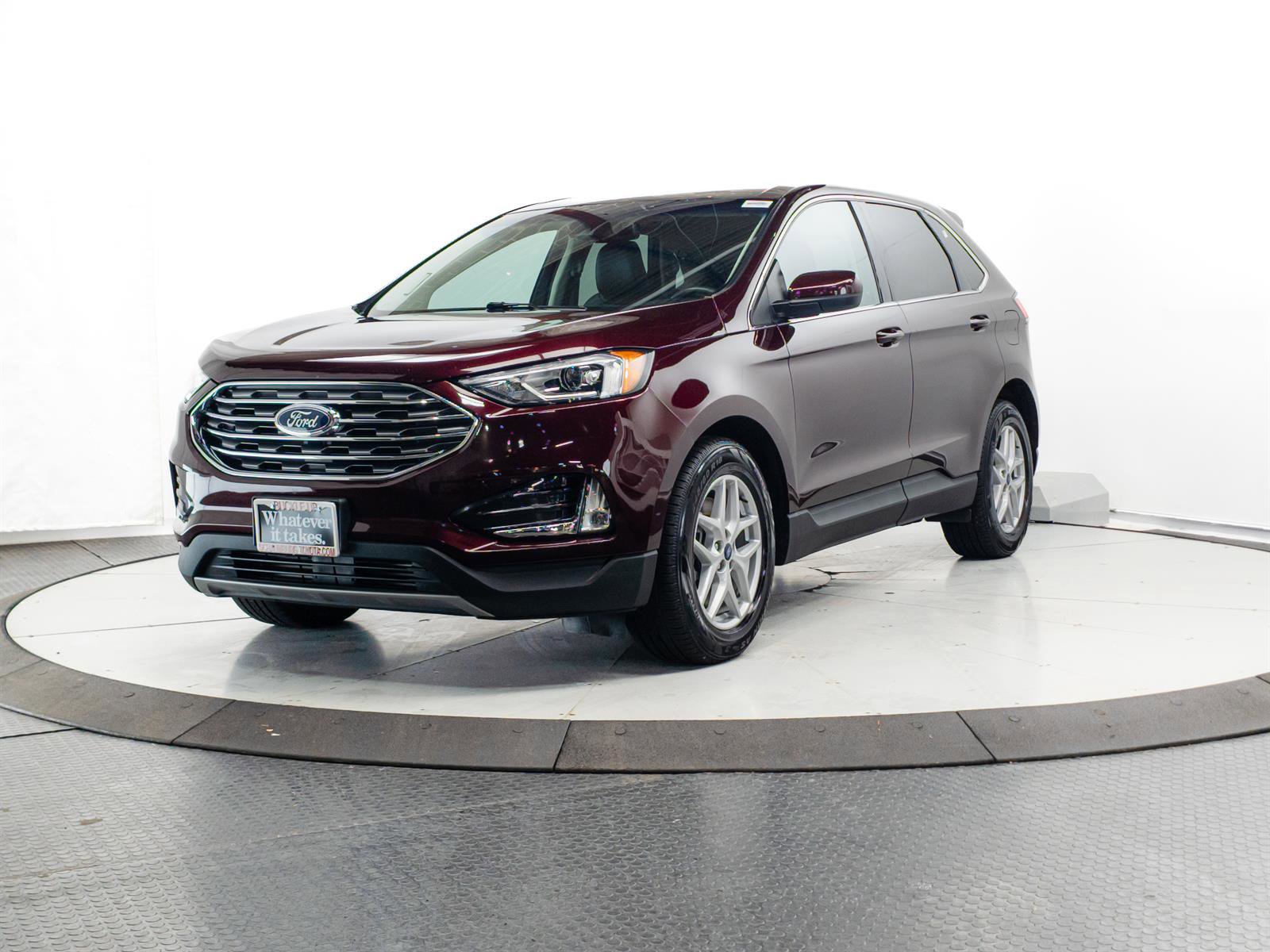 Used 2021 Ford Edge SEL AWD/4WD image 3