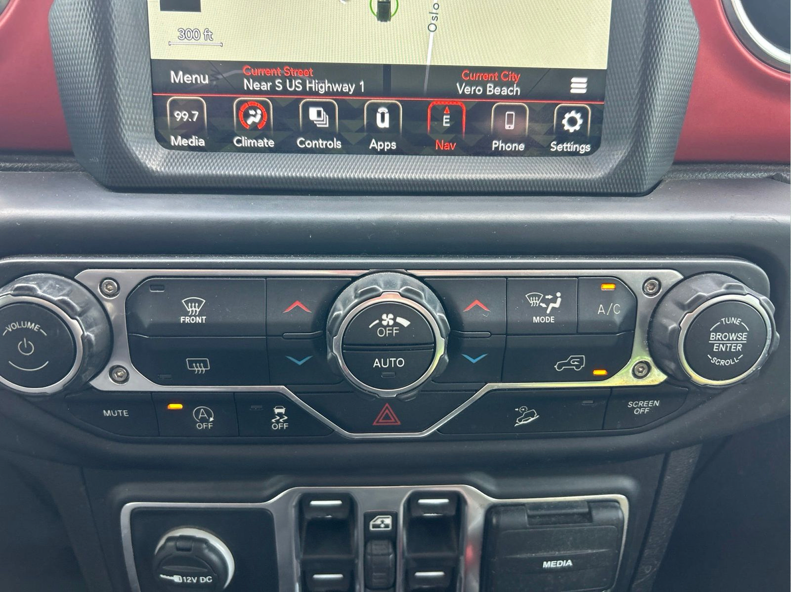 Used 2020 Jeep Wrangler Unlimited Rubicon AWD/4WD image 27