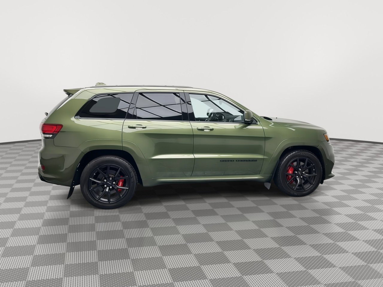 Used 2021 Jeep Grand Cherokee SRT image 42