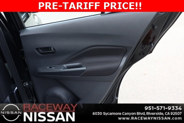 New 2025 Nissan Kicks Play S image 19