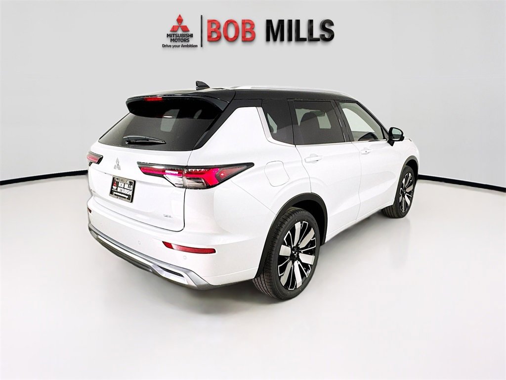 New 2025 Mitsubishi Outlander SEL image 7