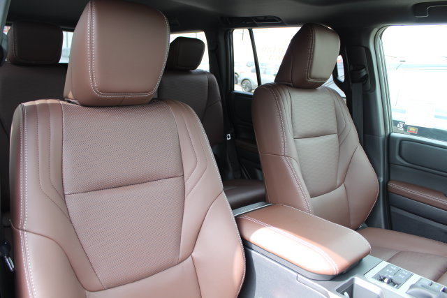 New 2027 Toyota Land Cruiser w/ Premium Package AWD/4WD image 13