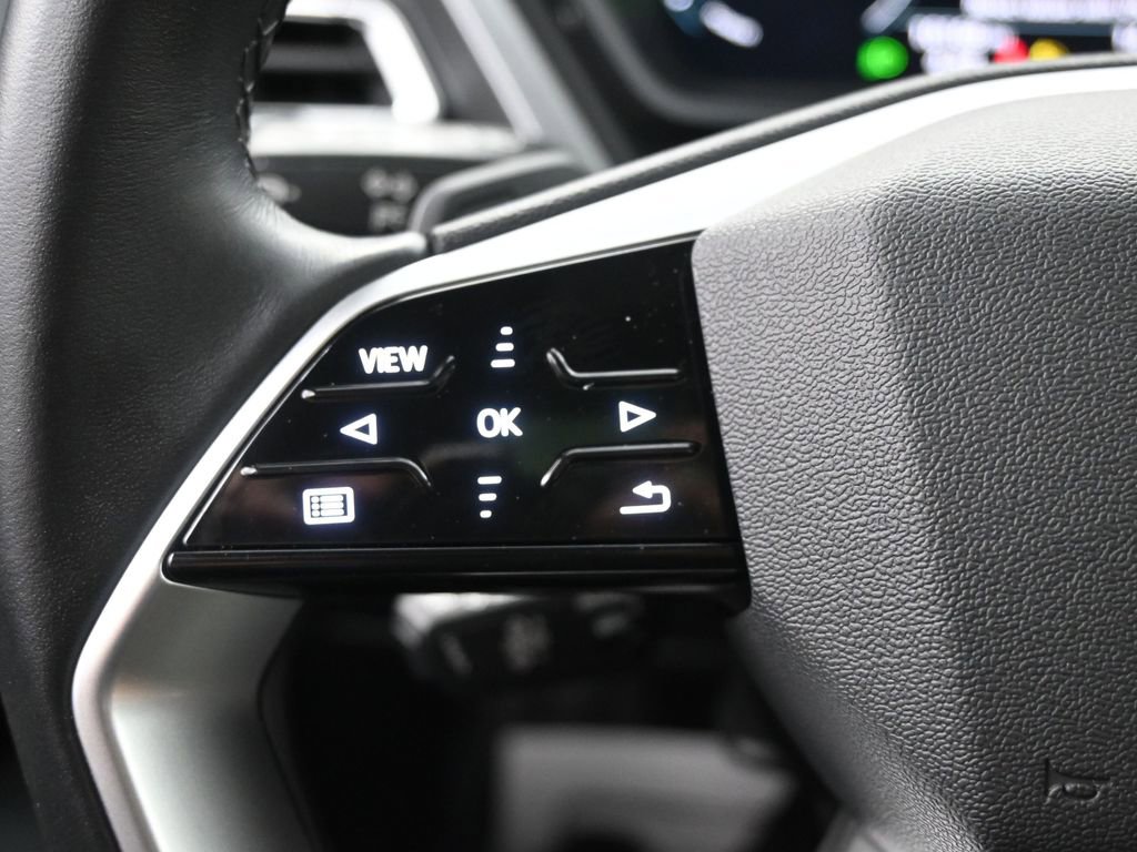 Used 2024 Audi Q4 e-tron Premium w/ Convenience Package image 23