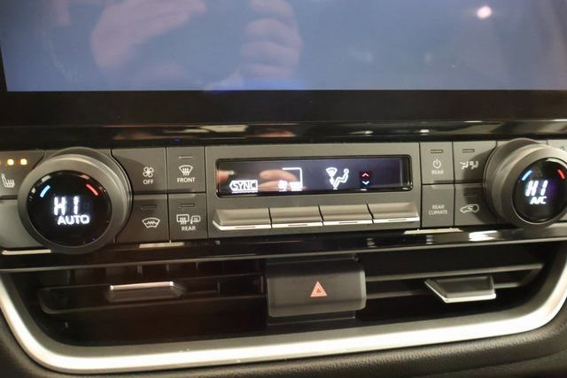 Certified 2024 Toyota Grand Highlander XLE image 22