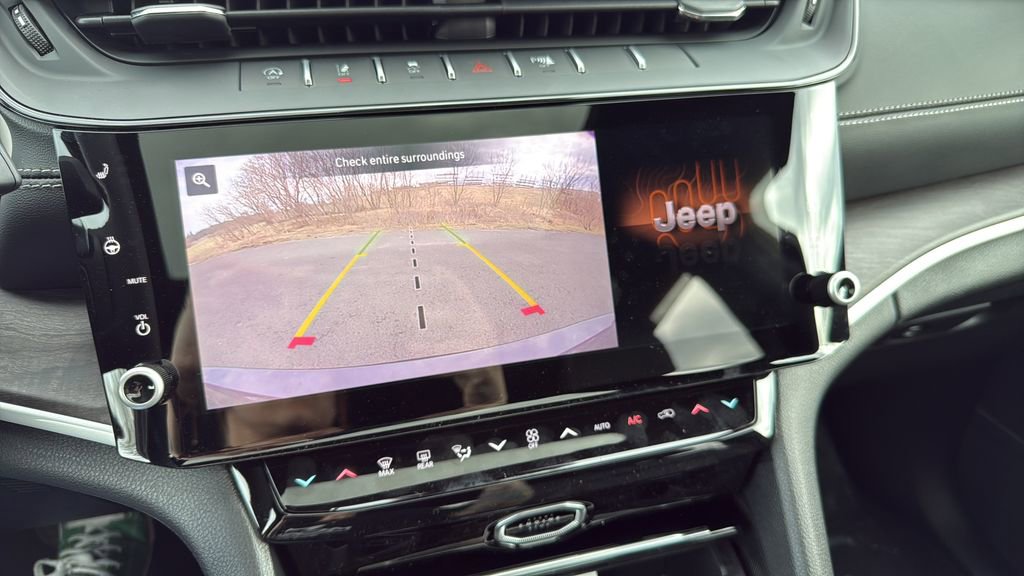 New 2026 Jeep Grand Cherokee L Limited image 30