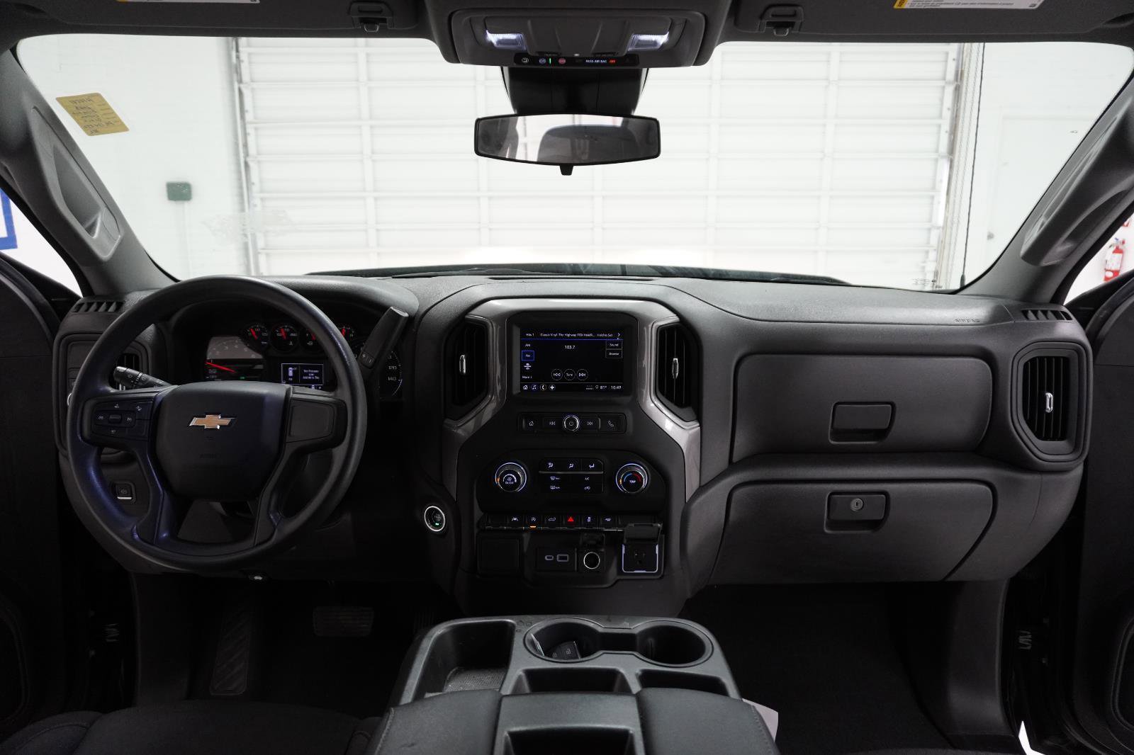Used 2023 Chevrolet Silverado 1500 Custom image 29