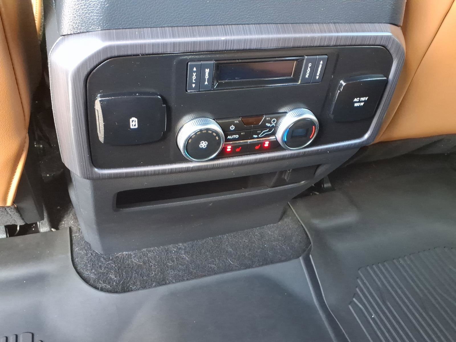 Certified 2024 Ford Expedition Platinum AWD/4WD image 19