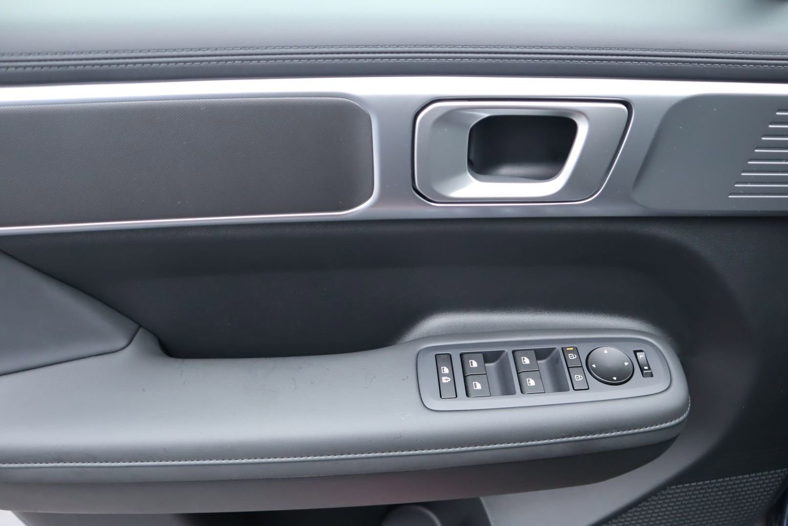 New 2026 Hyundai Santa Fe SEL FWD image 23