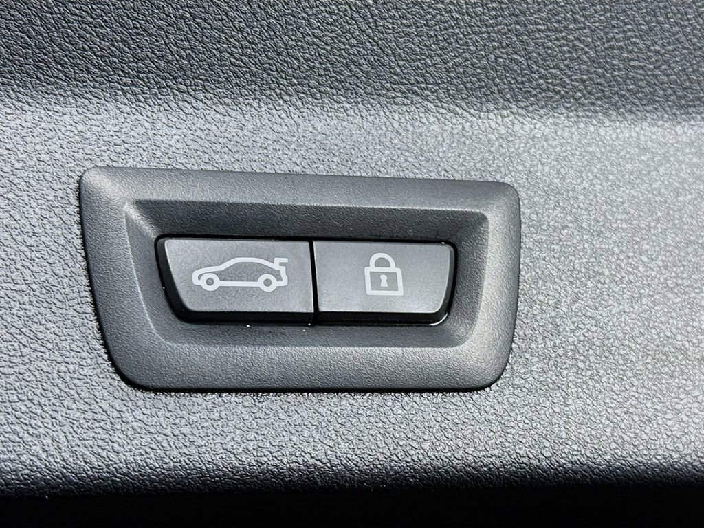 Used 2021 BMW X3 xDrive30i w/ Convenience Package image 30