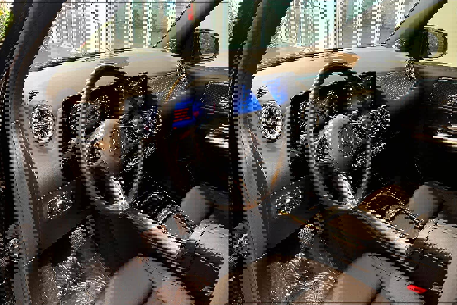 Used 2025 Mercedes-Benz GLA 250 image 17