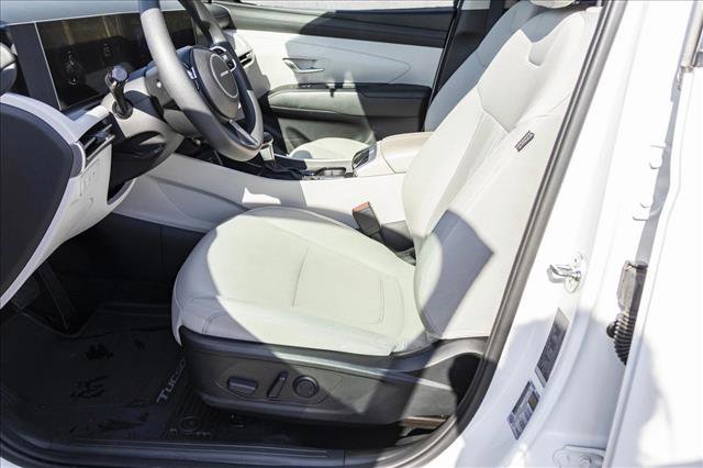 Certified 2025 Hyundai Tucson SEL image 11