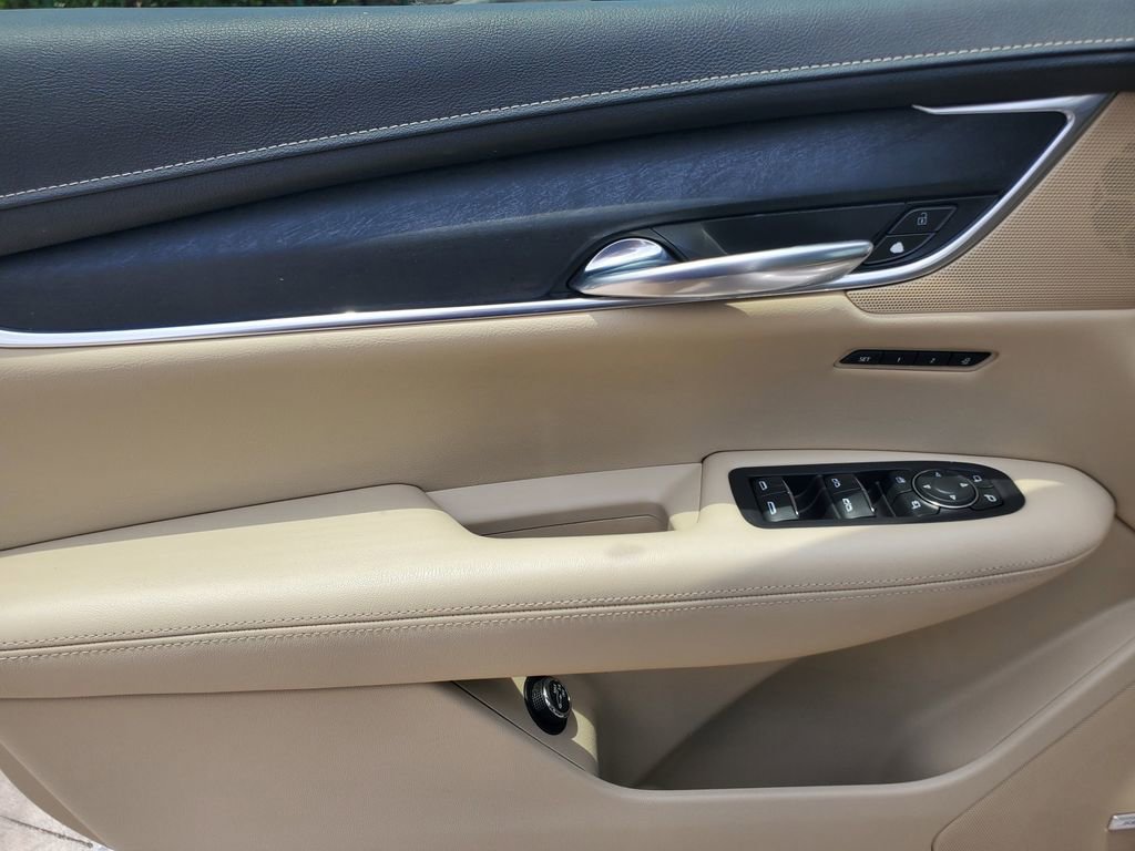 Used 2019 Cadillac XT5 Luxury FWD image 20