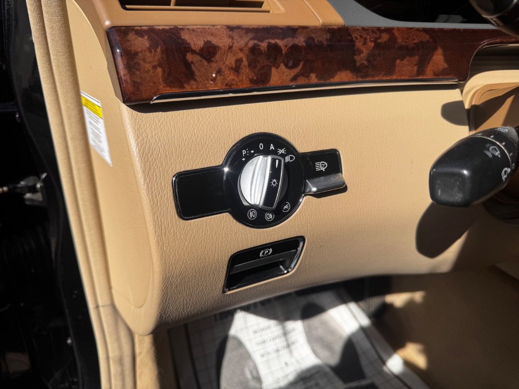 Used 2007 Mercedes-Benz S 550 image 33