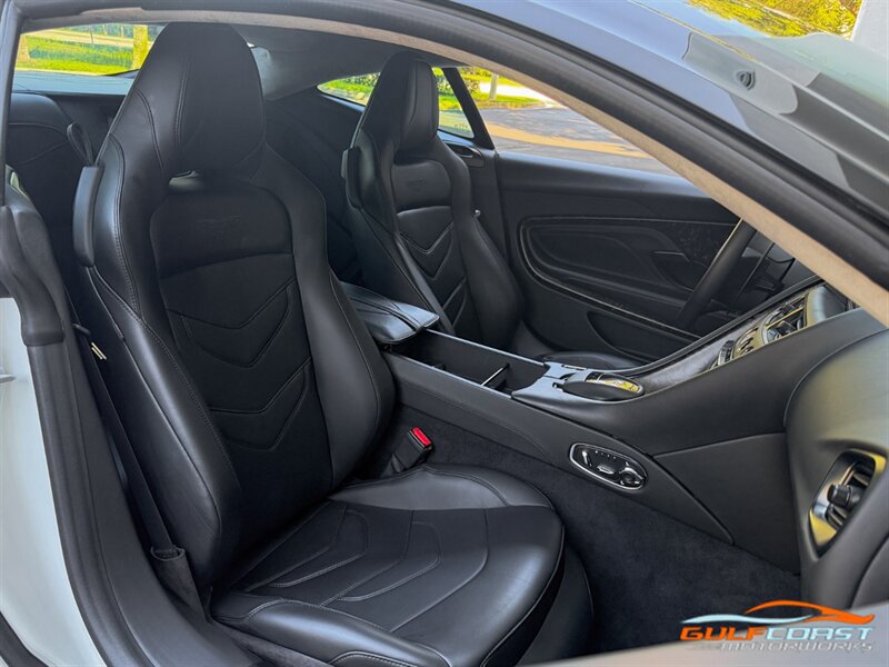 Used 2019 Aston Martin DBS Superleggera RWD image 29