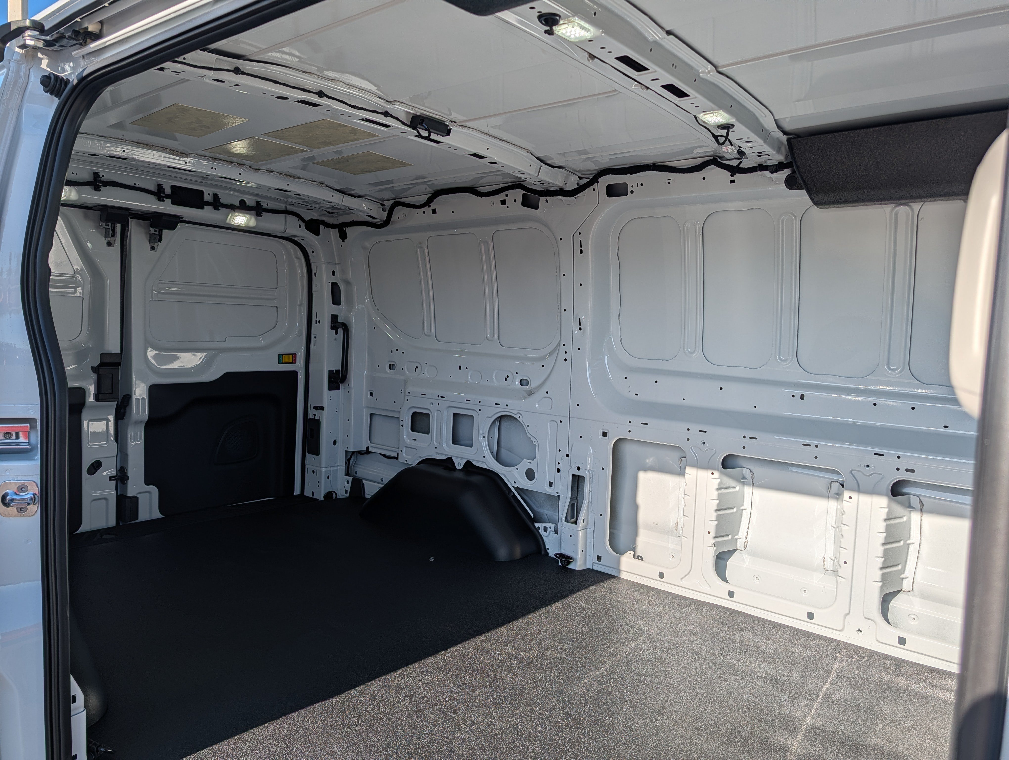 New 2026 Ford Transit 250 Low Roof RWD image 16