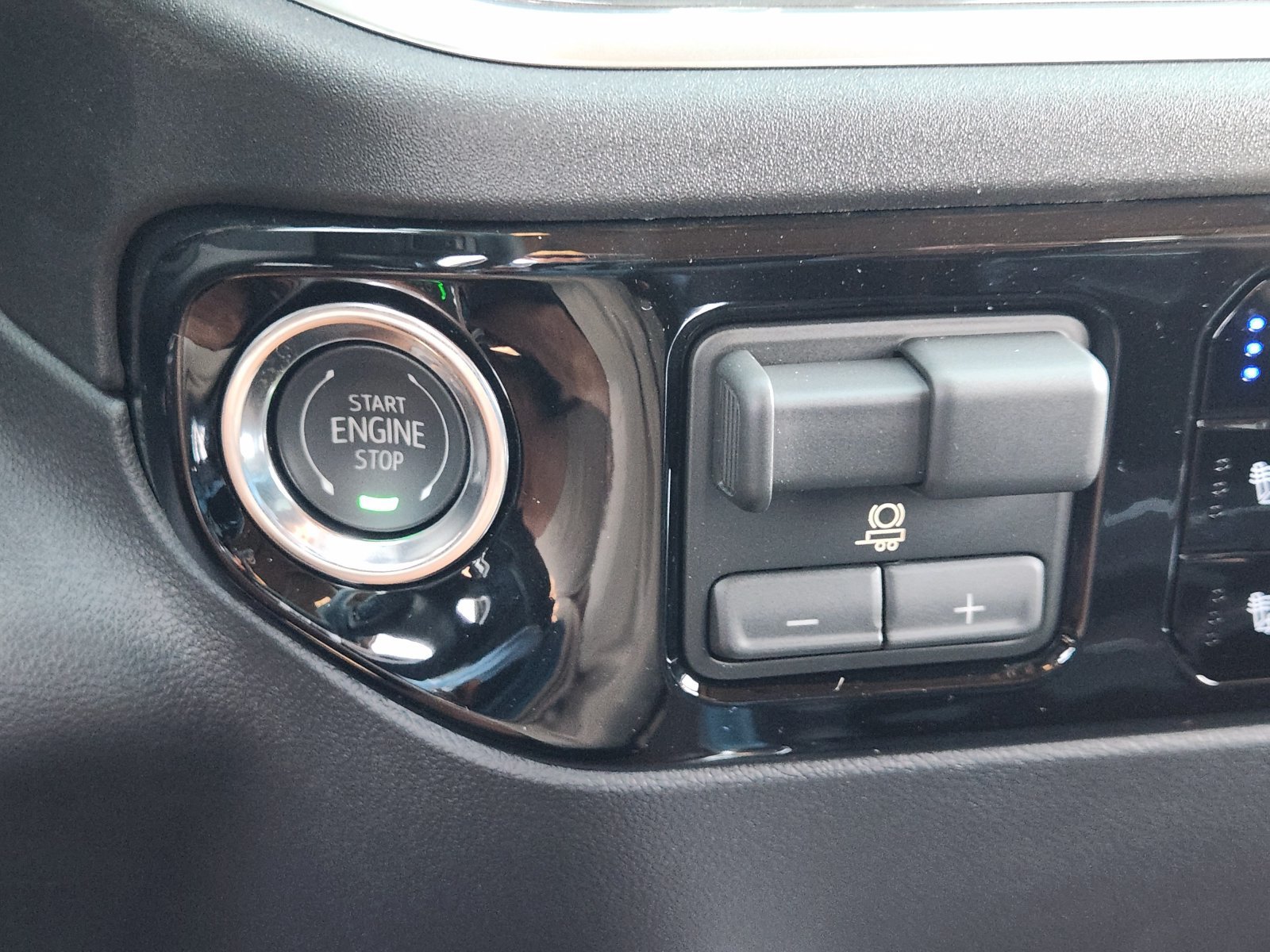 New 2026 Chevrolet Silverado 3500 High Country w/ Technology Package AWD/4WD image 19