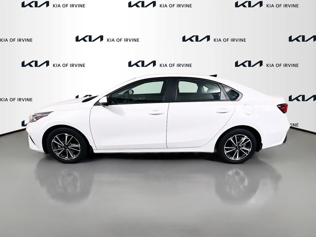 Certified 2023 Kia Forte LXS w/ LXS Technology Package FWD image 5