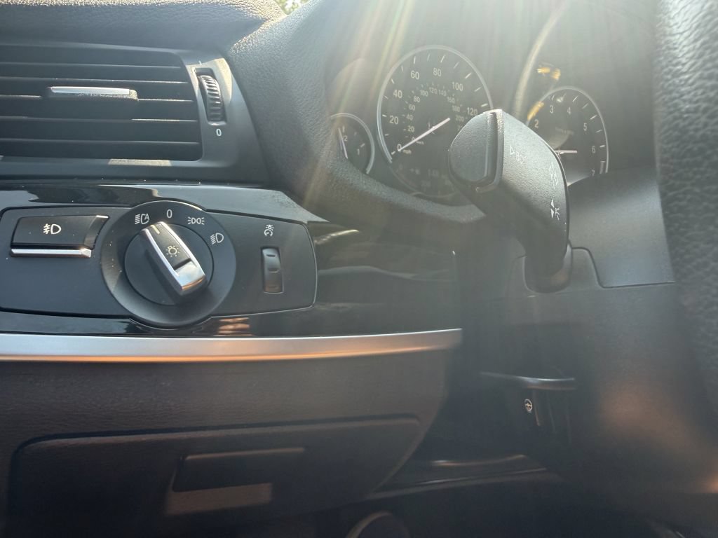 Used 2017 BMW X3 xDrive28i AWD/4WD image 34