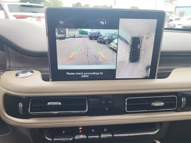 Used 2020 Lincoln Aviator Reserve w/ Equipment Group 202A AWD/4WD image 4
