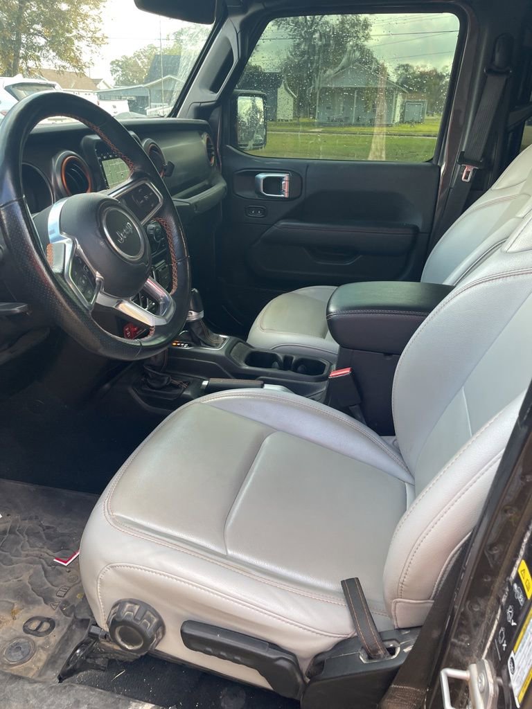 Used 2022 Jeep Gladiator Mojave w/ Cold Weather Group image 11