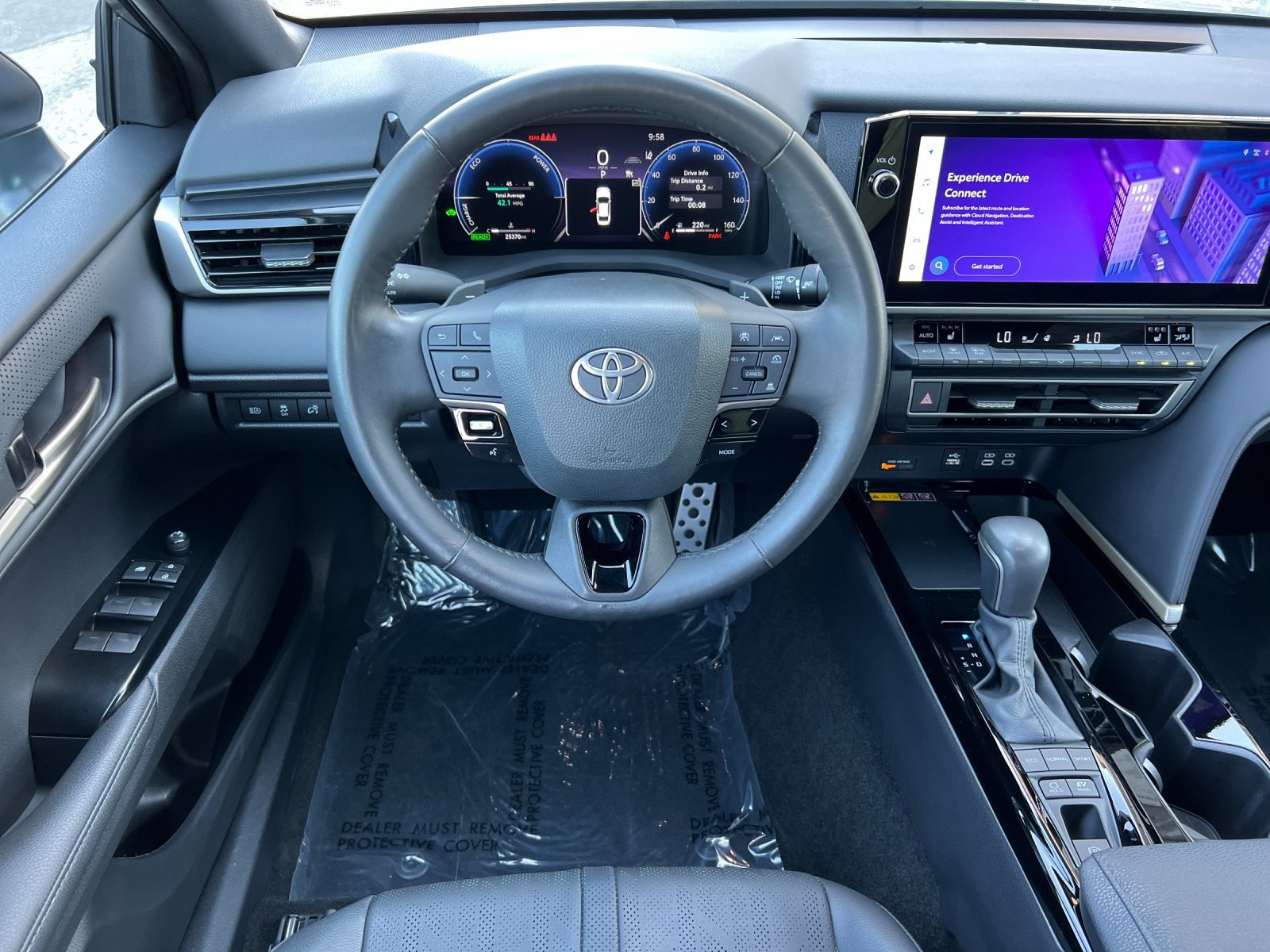 Used 2025 Toyota Camry XSE FWD image 13