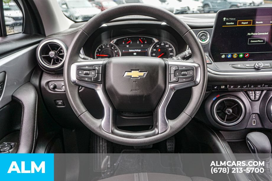 Used 2025 Chevrolet Blazer LT FWD image 28