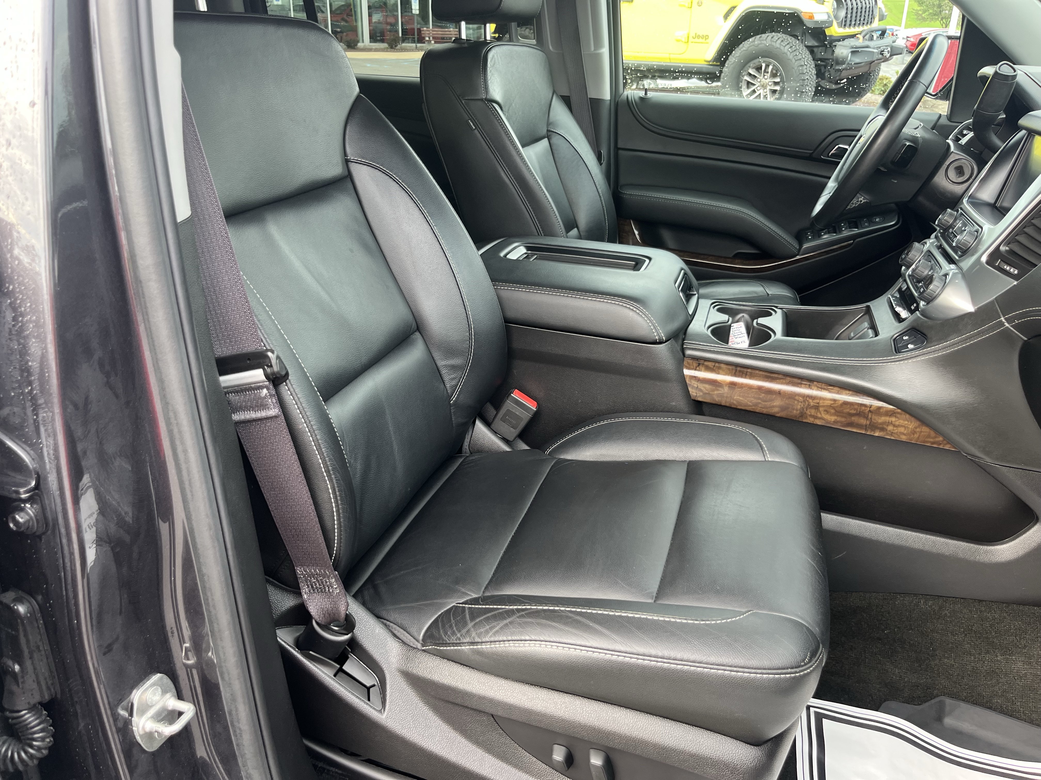 Used 2016 Chevrolet Suburban LT AWD/4WD image 3