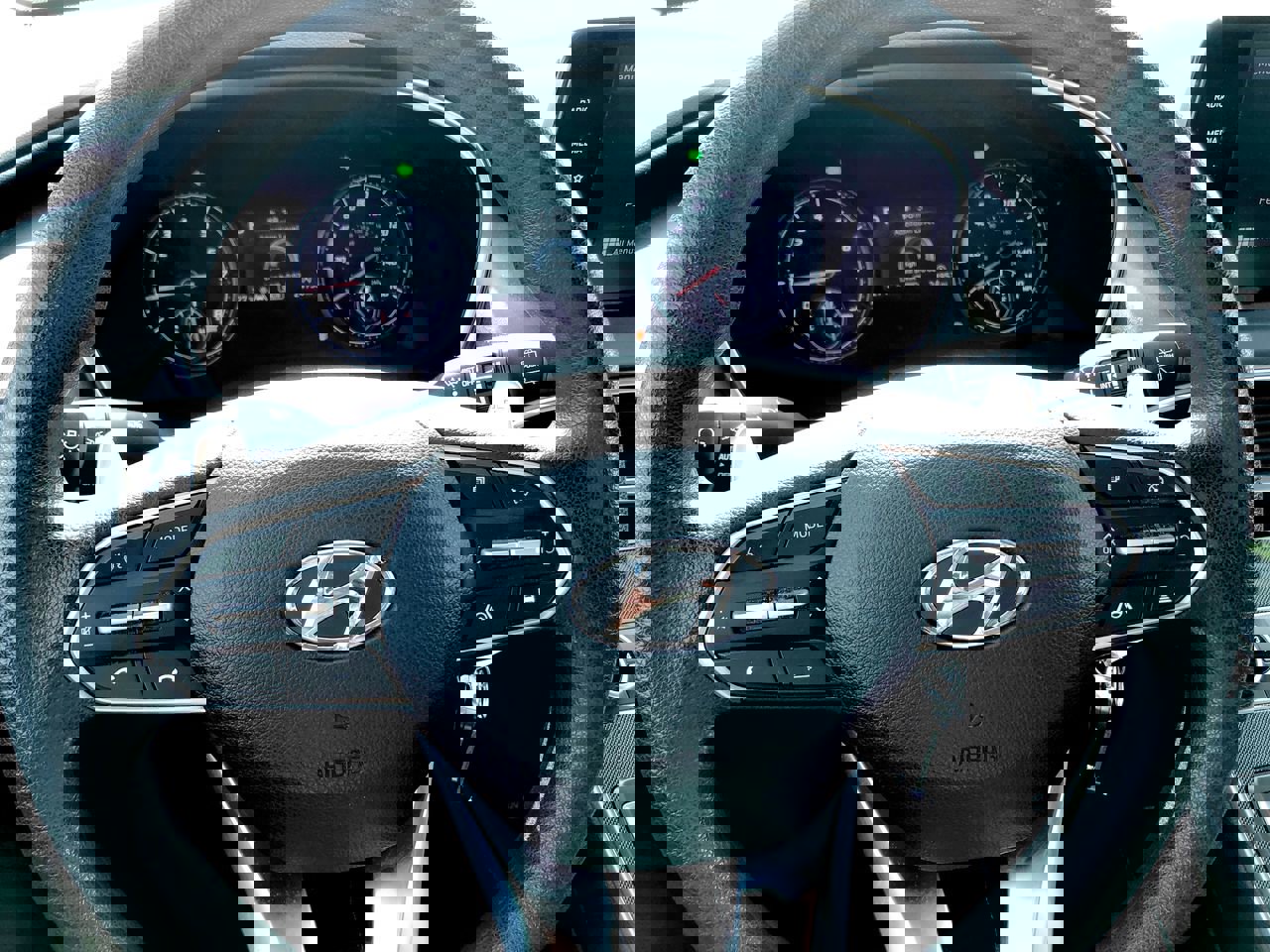 Used 2023 Hyundai Santa Fe SE w/ Cargo Package image 15