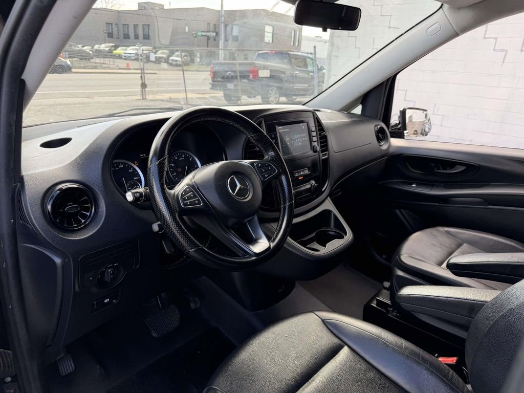 Used 2021 Mercedes-Benz Metris image 23