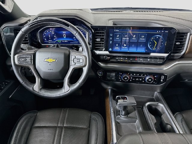 Used 2024 Chevrolet Silverado 1500 High Country w/ Technology Package AWD/4WD image 23