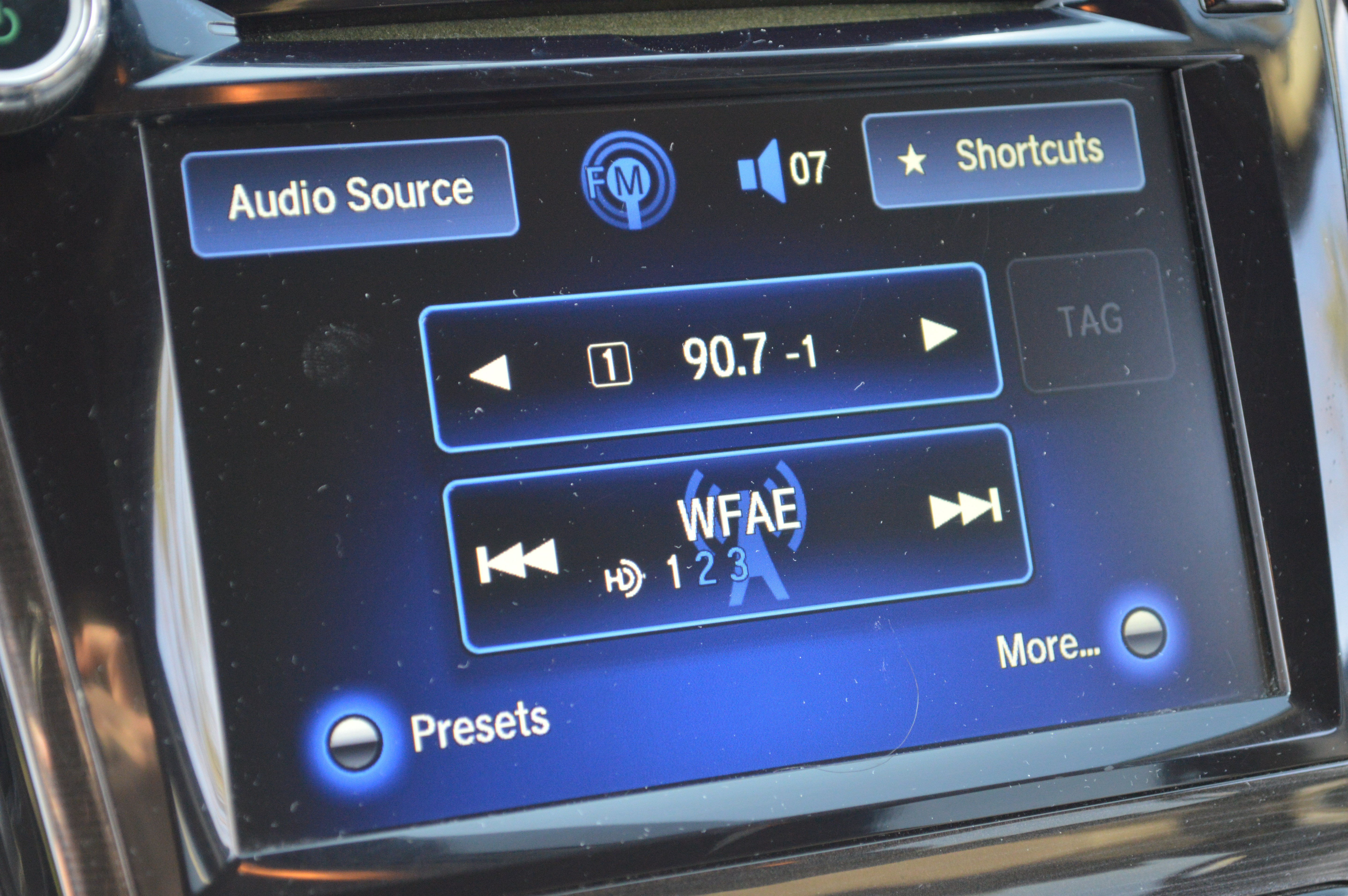 Used 2016 Honda Odyssey Touring Elite image 21