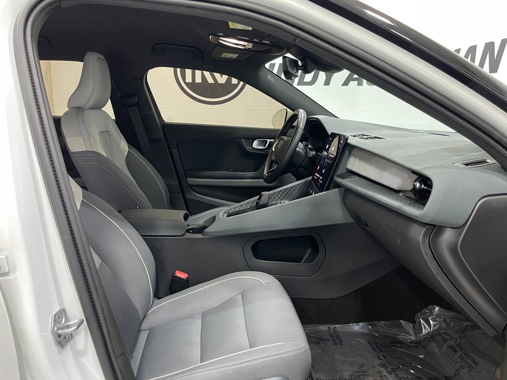Used 2022 Polestar Polestar 2 w/ Pilot Package image 28