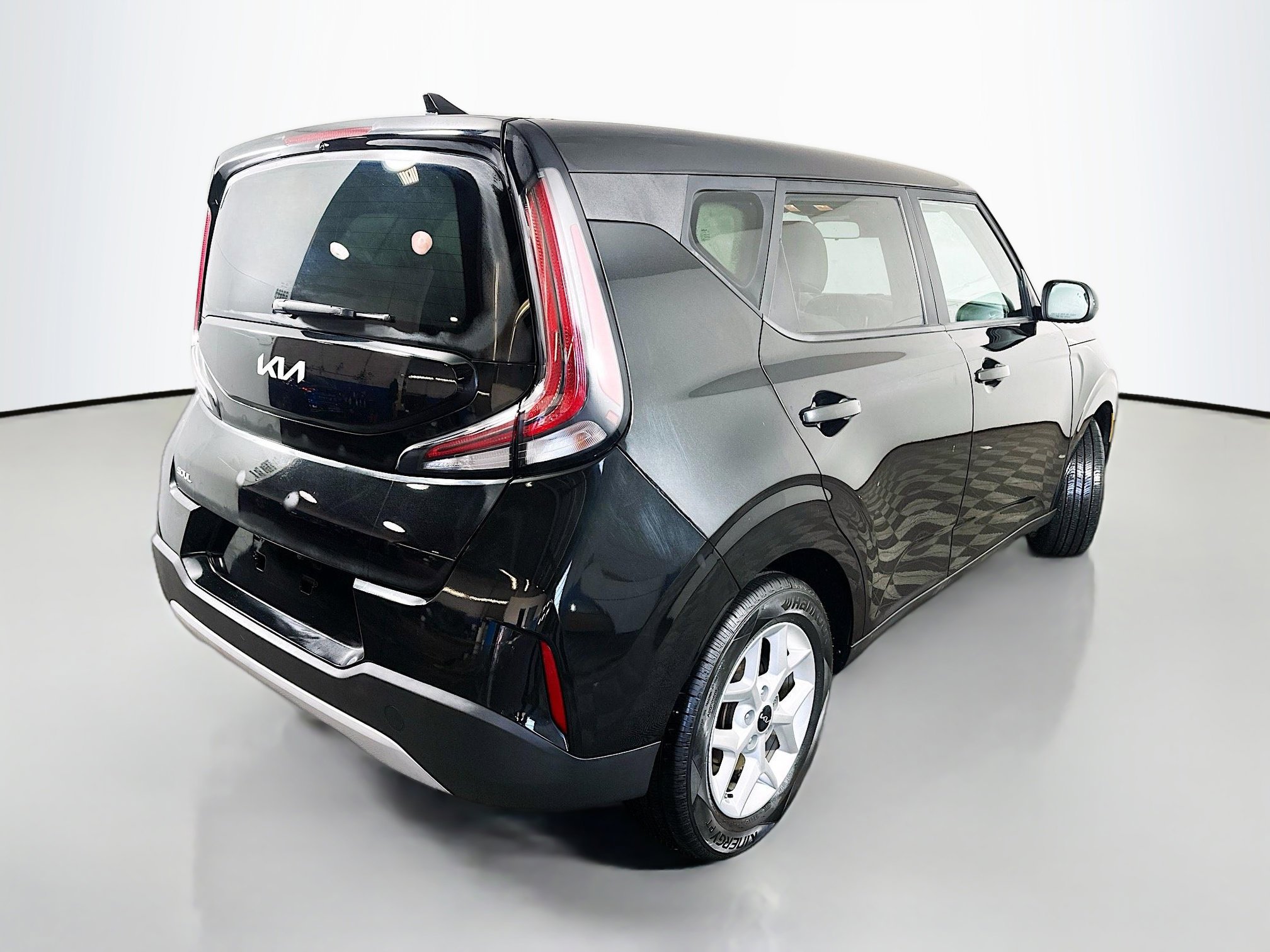 Certified 2023 Kia Soul LX w/ LX Technology Package image 7