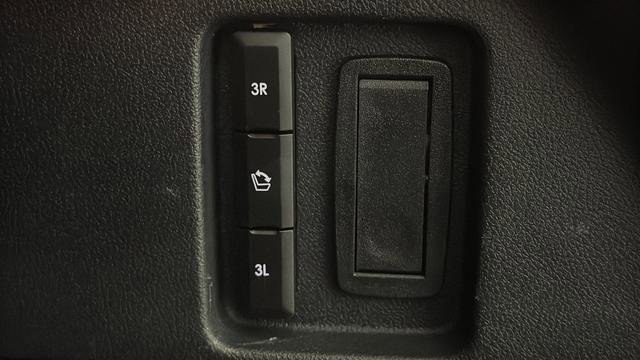 Used 2025 Lincoln Aviator Reserve w/ Equipment Group 201A AWD/4WD image 30