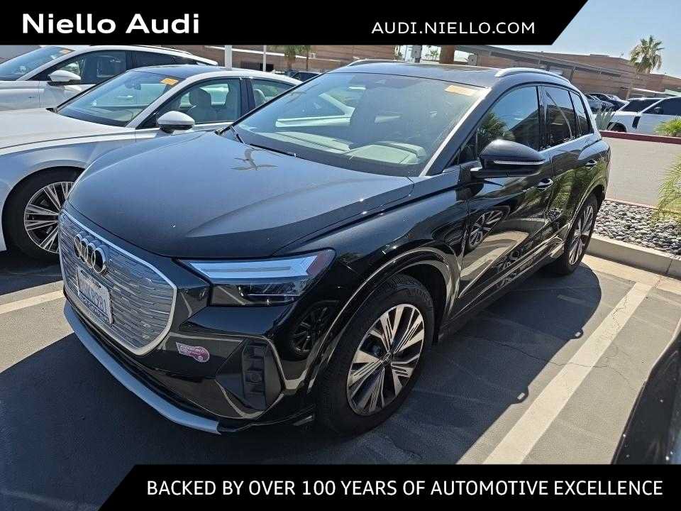 Used 2023 Audi Q4 e-tron Premium w/ Convenience Package RWD image 1