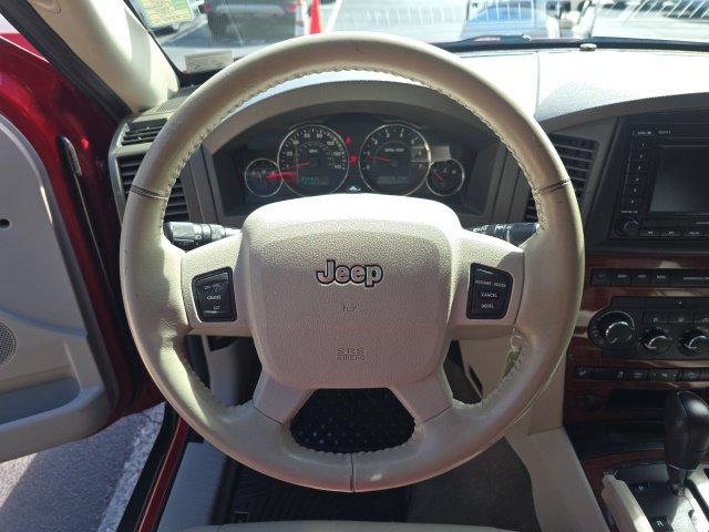Used 2005 Jeep Grand Cherokee Limited AWD/4WD image 17