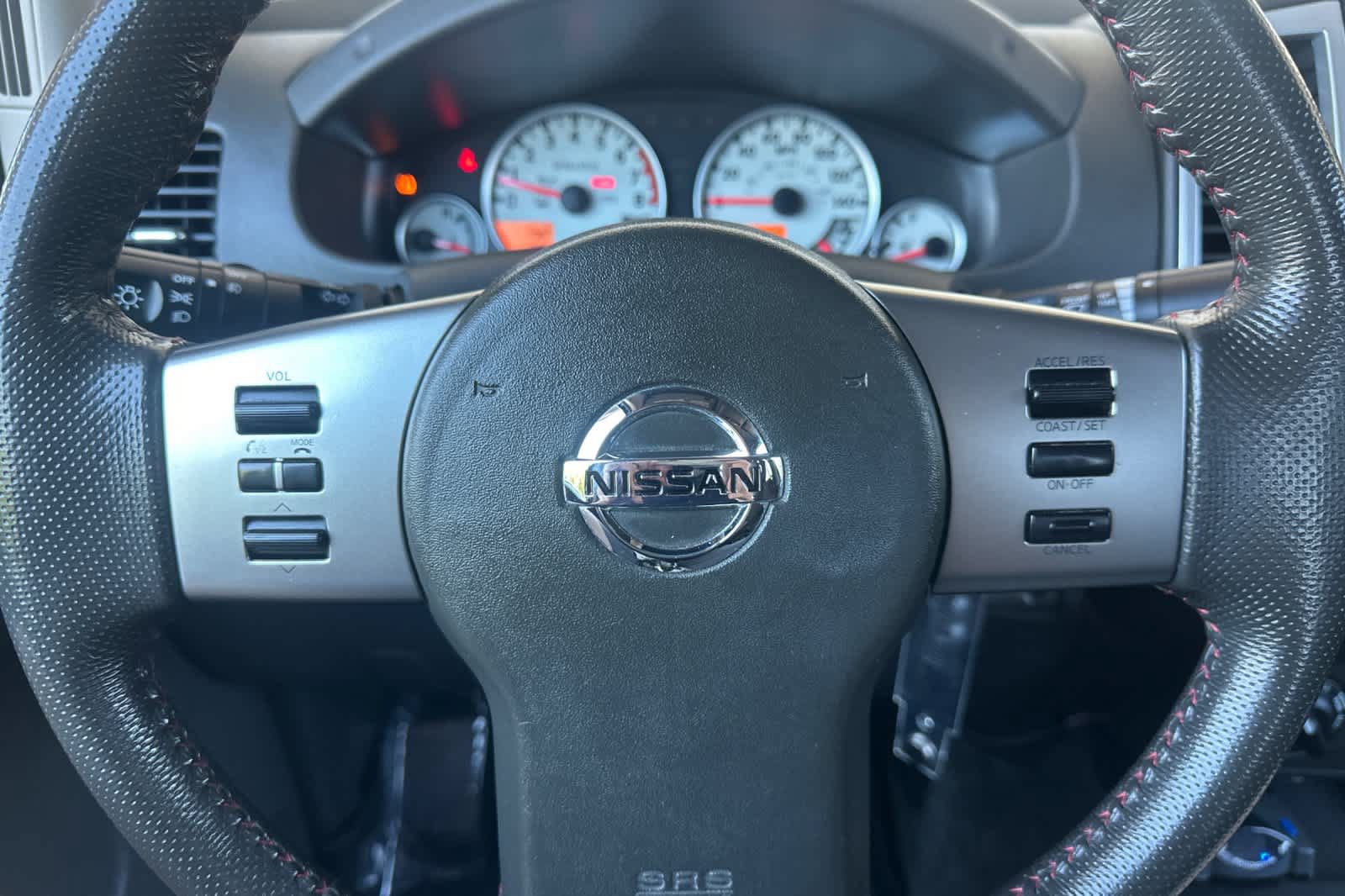 Used 2012 Nissan Frontier PRO-4X AWD/4WD image 20