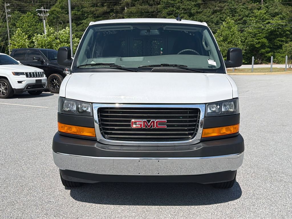 Used 2024 GMC Savana 2500 w/ Driver Convenience Package RWD image 2