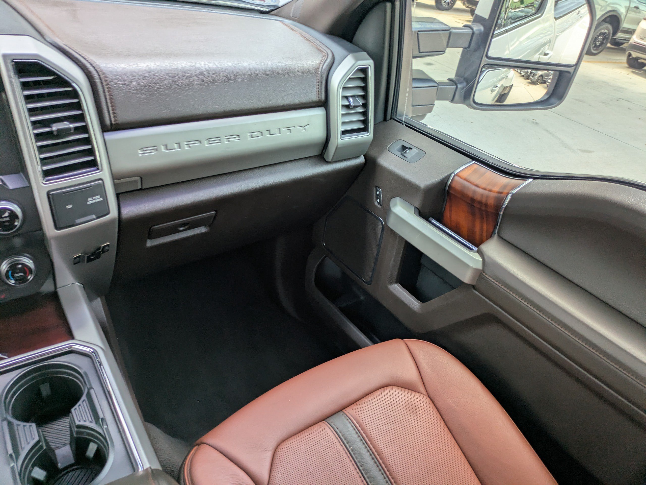 Used 2020 Ford F450 King Ranch w/ King Ranch Ultimate Package AWD/4WD image 18