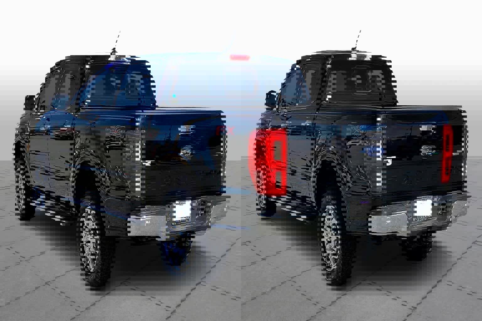 Used 2019 Ford Ranger Lariat w/ Equipment Group 501A Mid image 12