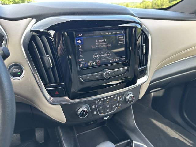 Used 2023 Chevrolet Traverse LS FWD image 29