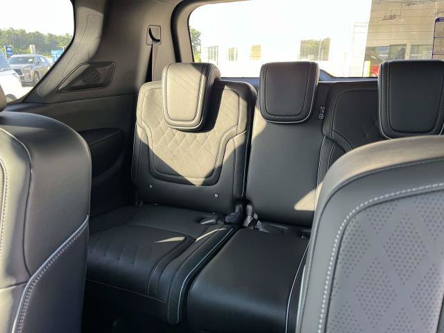 New 2026 INFINITI QX80 Autograph w/ Premium Cargo Package AWD/4WD image 10