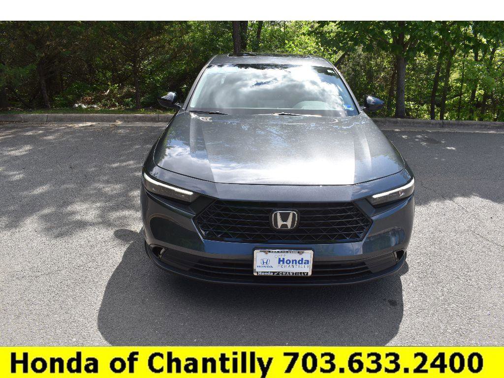Used 2025 Honda Accord SE image 2