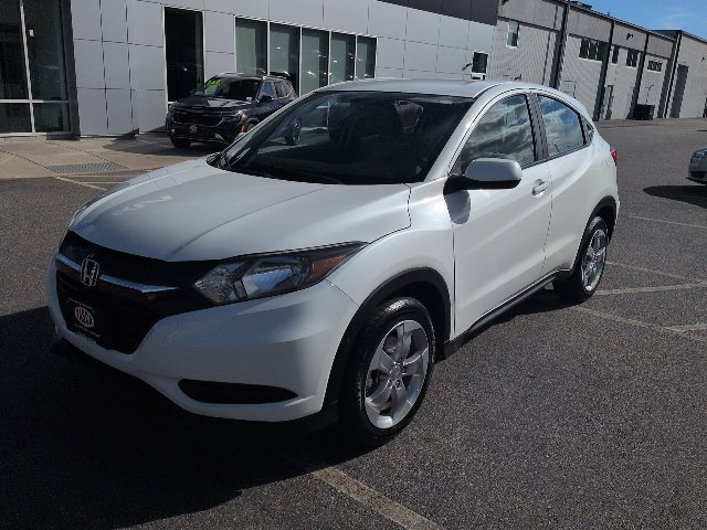 Used 2017 Honda HR-V LX image 4