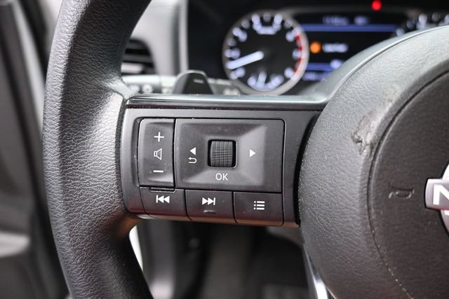 Used 2024 Nissan Rogue S AWD/4WD image 31