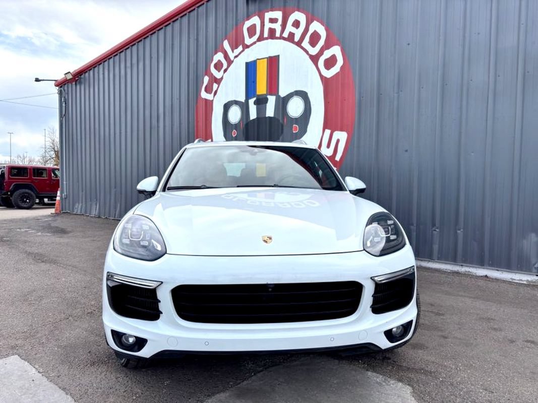 Used 2017 Porsche Cayenne S w/ Premium Plus Package AWD/4WD image 4