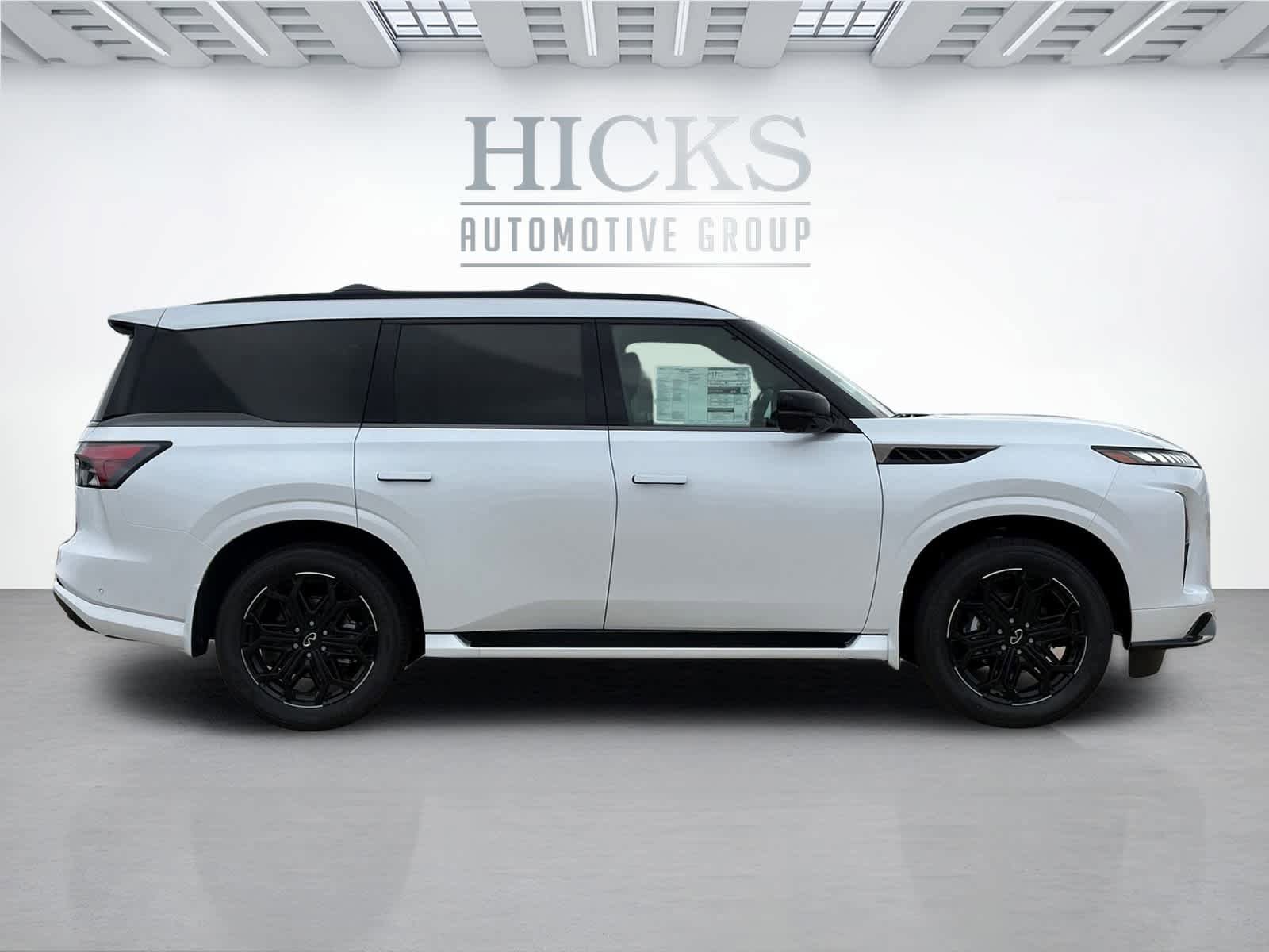 New 2026 INFINITI QX80 4WD w/ Sport Exterior Package image 4