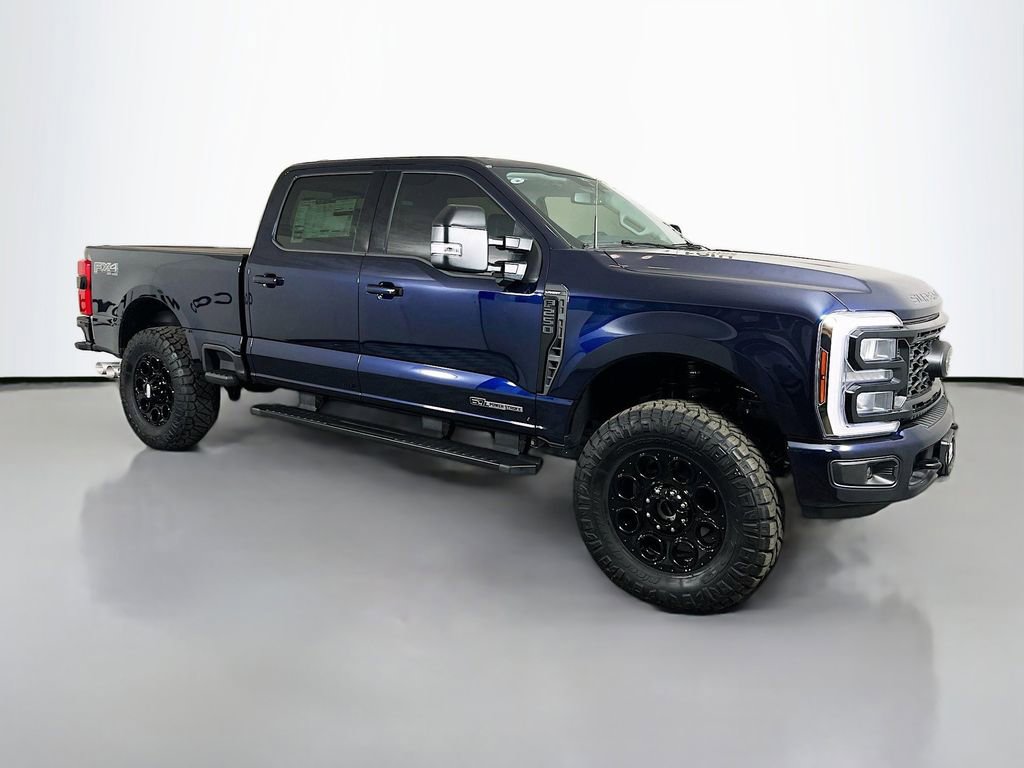 New 2025 Ford F250 Lariat w/ Black Appearance Package